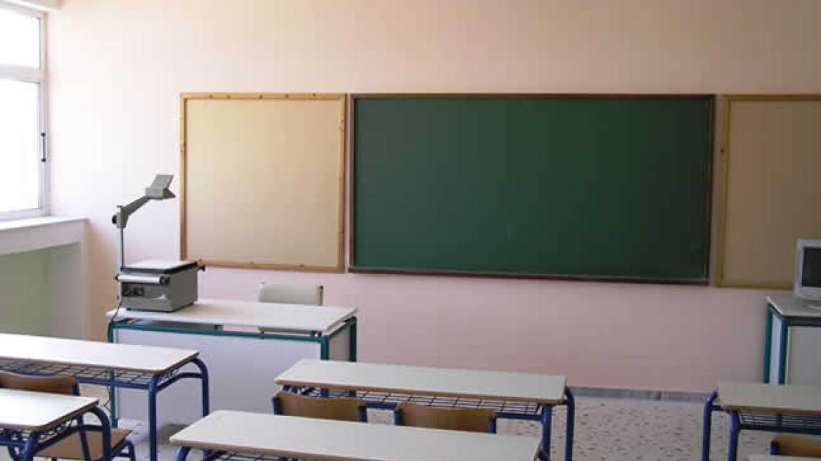 Υπουργείο Παιδείας: Νέες διευκρινίσεις για τις εγγραφές και μετεγγραφές σε εσπερινά λύκεια