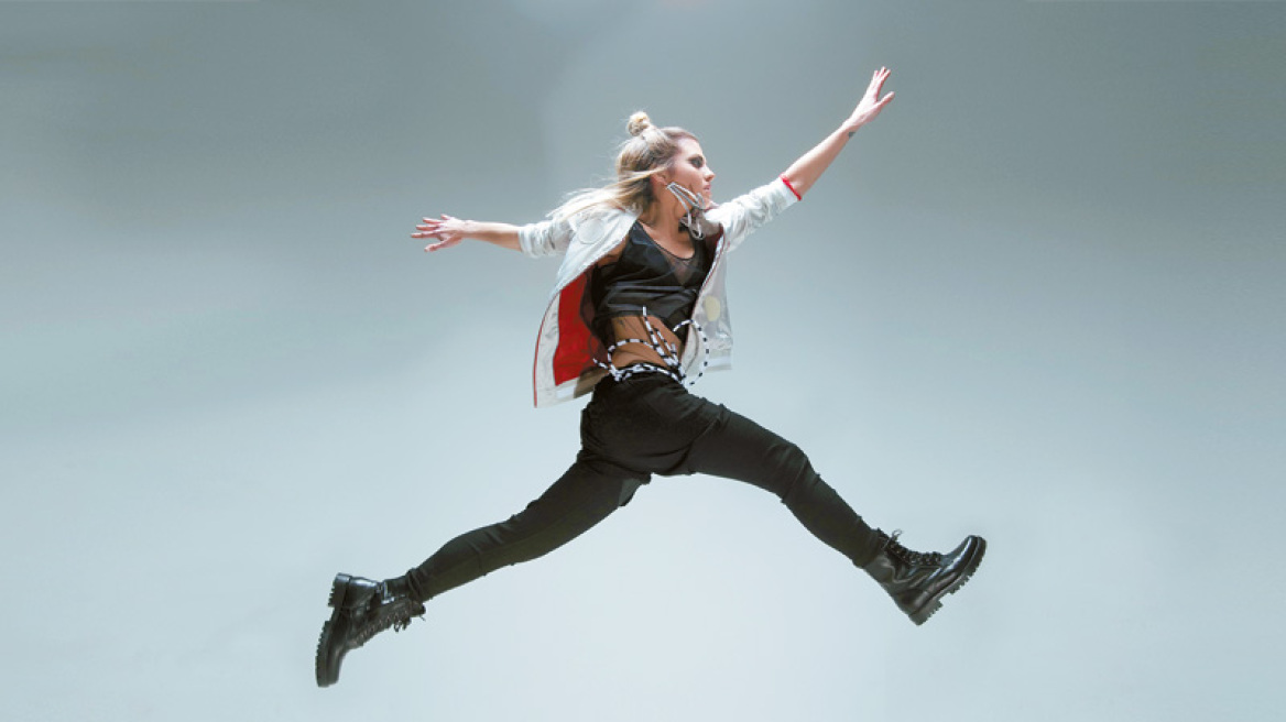 Ξένια  Γκάλι: Το Nο 1 της dance σκηνής στην Αμερική