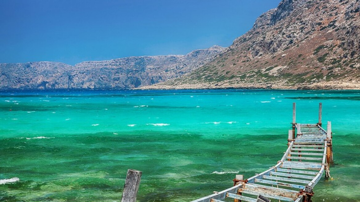 Ενας στους δύο τουρίστες που «ψηφίζει» Μεσόγειο, «ψηφίζει» και Κρήτη