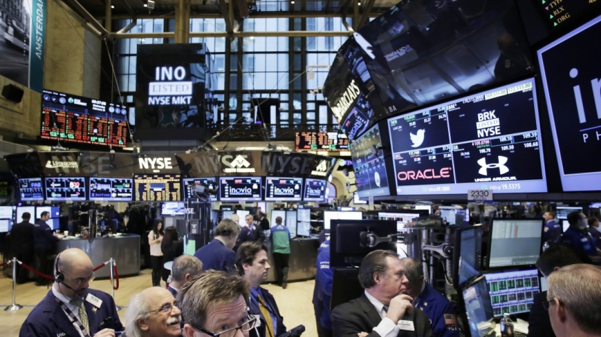 Οριακές διακυμάνσεις στη Wall Street εν αναμονή των στοιχείων για την ανεργία