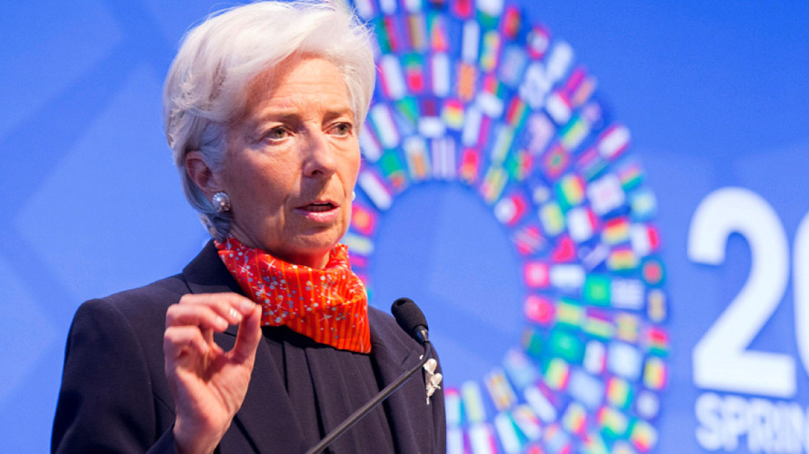Μεγαλύτερη ευελιξία στα εργασιακά και απελευθέρωση επαγγελμάτων ζητά το ΔΝΤ