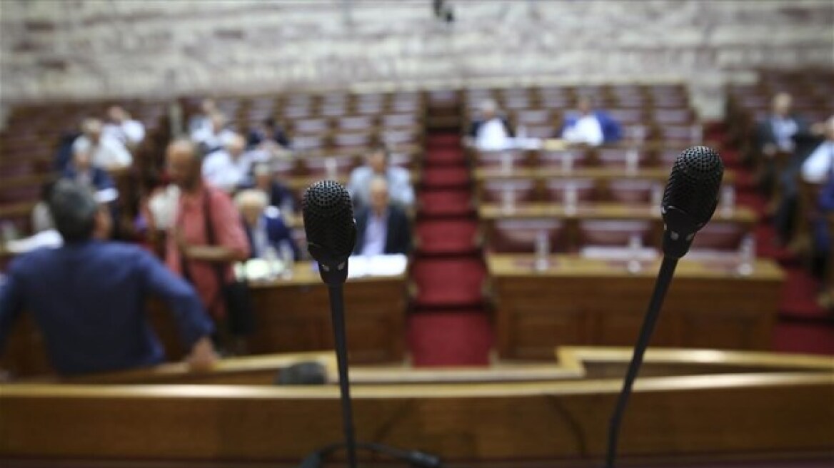 Βουλή: Εγκρίθηκε επί της αρχής το εκλογικό νομοσχέδιο 