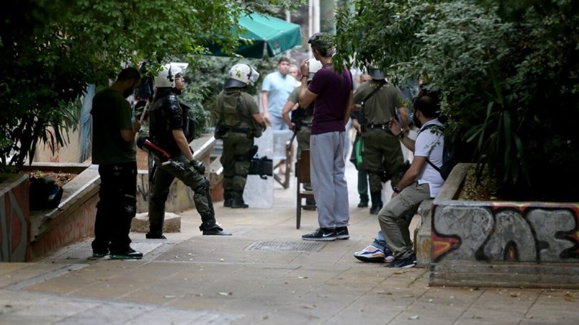 12 arrested in large scale anti-drug police operation in Exarchia