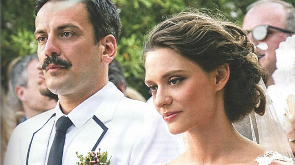Νέες εικόνες από τον γάμο του Τόνυ Σφήνου στις Σπέτσες  