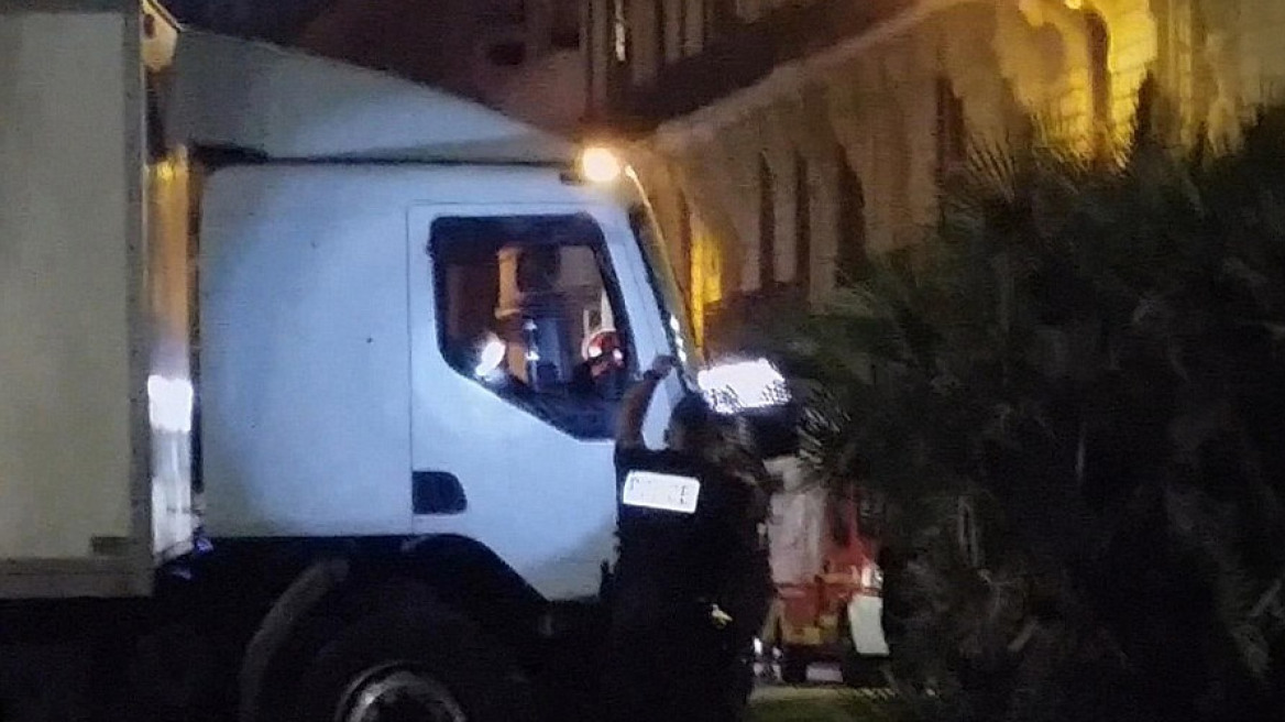 Νίκαια: Η στιγμή που οι Γάλλοι αστυνομικοί σκοτώνουν τον μακελάρη