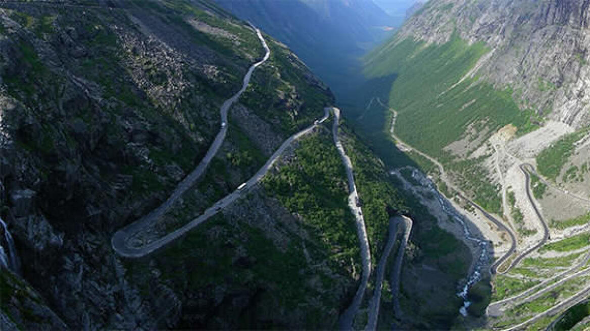 Most treacherous roads in the world! One in Greece (photos)