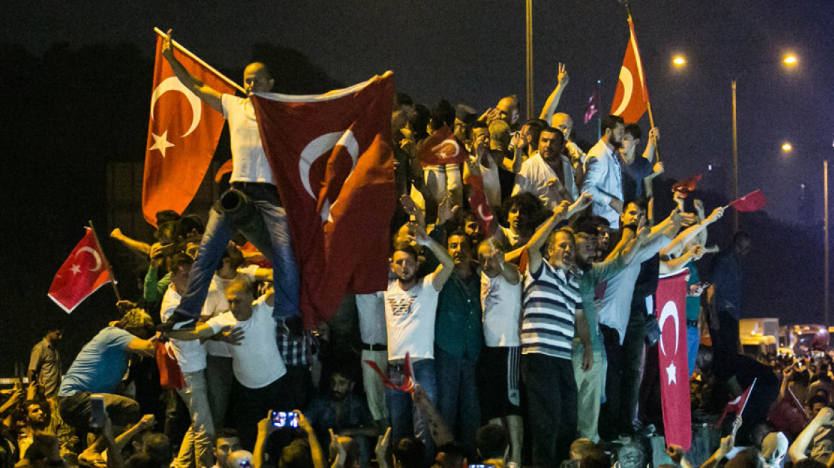 Γιατί απέτυχε το πραξικόπημα στην Τουρκία