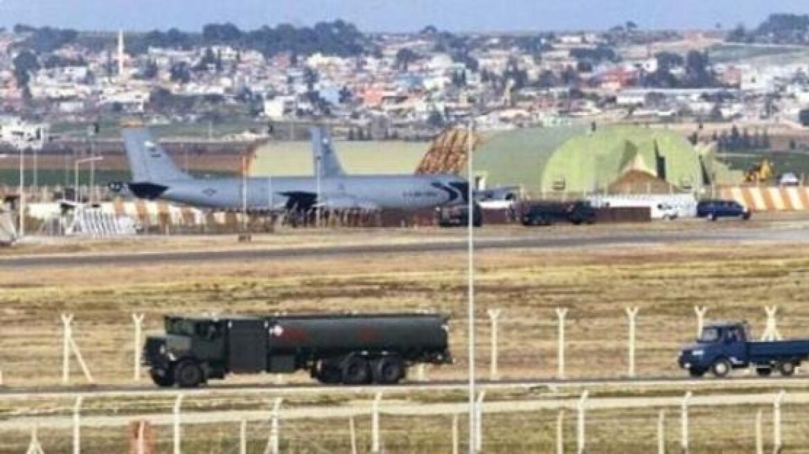 Έφοδος της τουρκικής αστυνομίας στην αεροπορική βάση του Ιντσιρλίκ