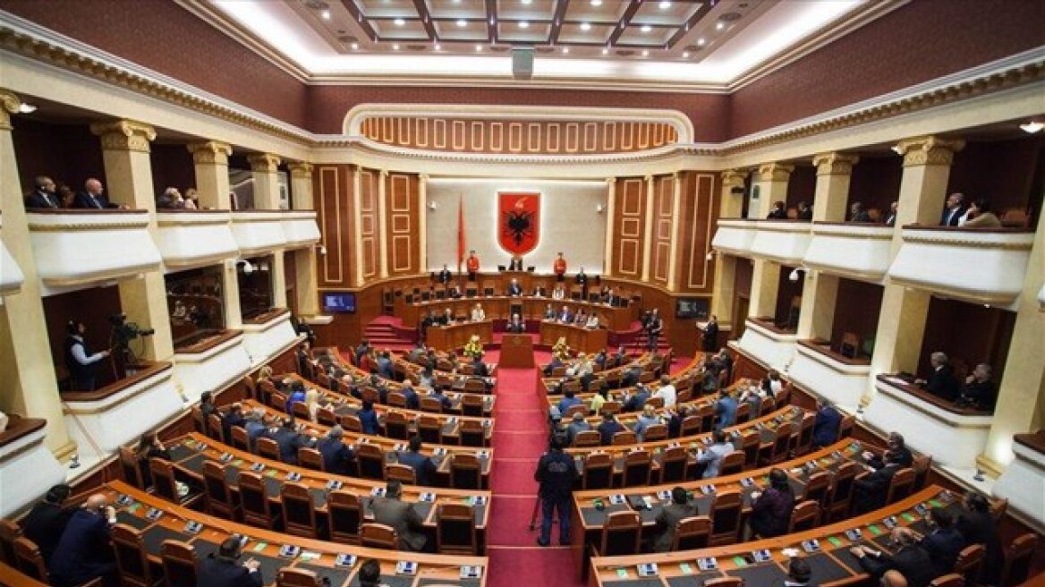 Μέτρα δικαστικής μεταρρύθμισης ενέκρινε η βουλή της Αλβανίας