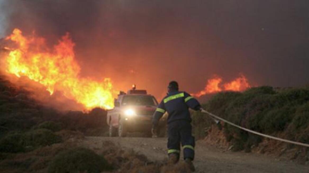 Πάνω από 20 αγροτοδασικές πυρκαγιές μέσα σε 12 ώρες