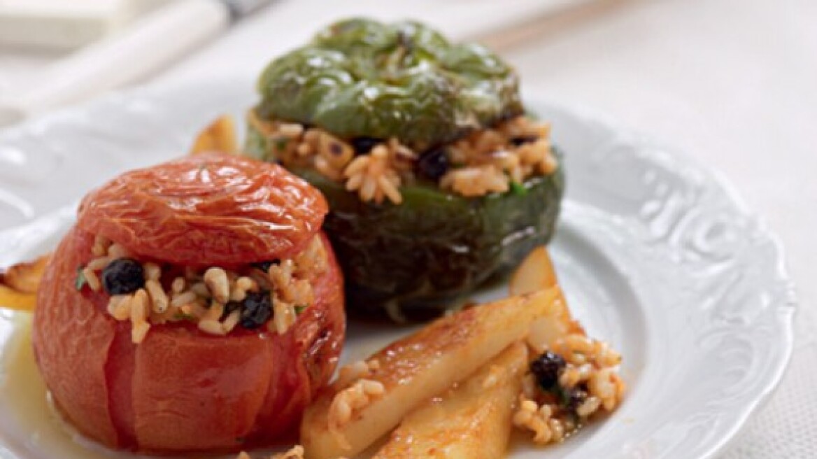 Yemista: Stuffed tomatoes and peppers