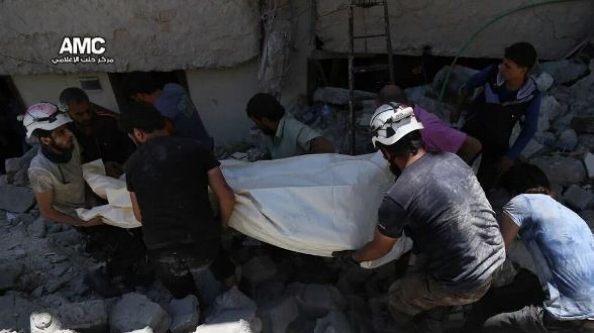 Συρία: 22 άμαχοι νεκροί από βομβαρδισμούς του κυβερνητικού στρατού