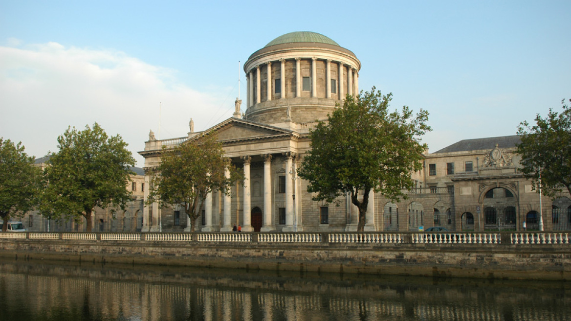 Ιρλανδία: Στη φυλακή τρεις υψηλόβαθμοι τραπεζίτες για εξαπάτηση επενδυτών