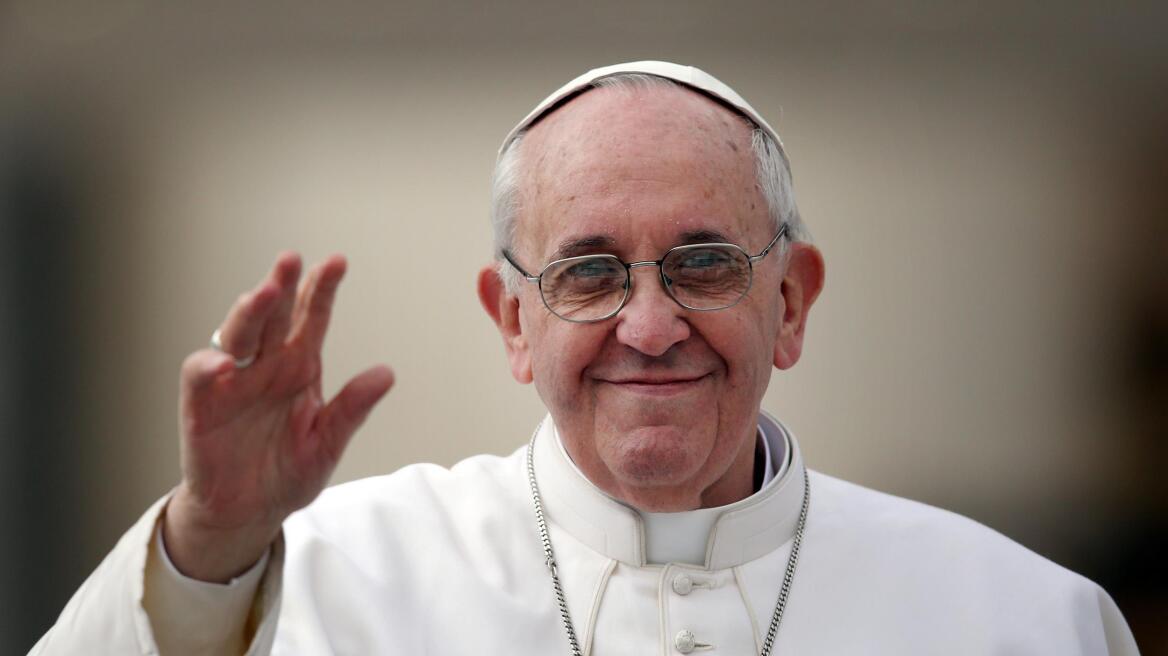 Πάπας Φραγκίσκος προς τους νέους: Κάντε την προσευχή το «chat» σας 
