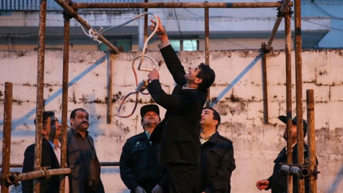 Ιράν: Ανήλικος εκτελέστηκε για το βιασμό αγοριού