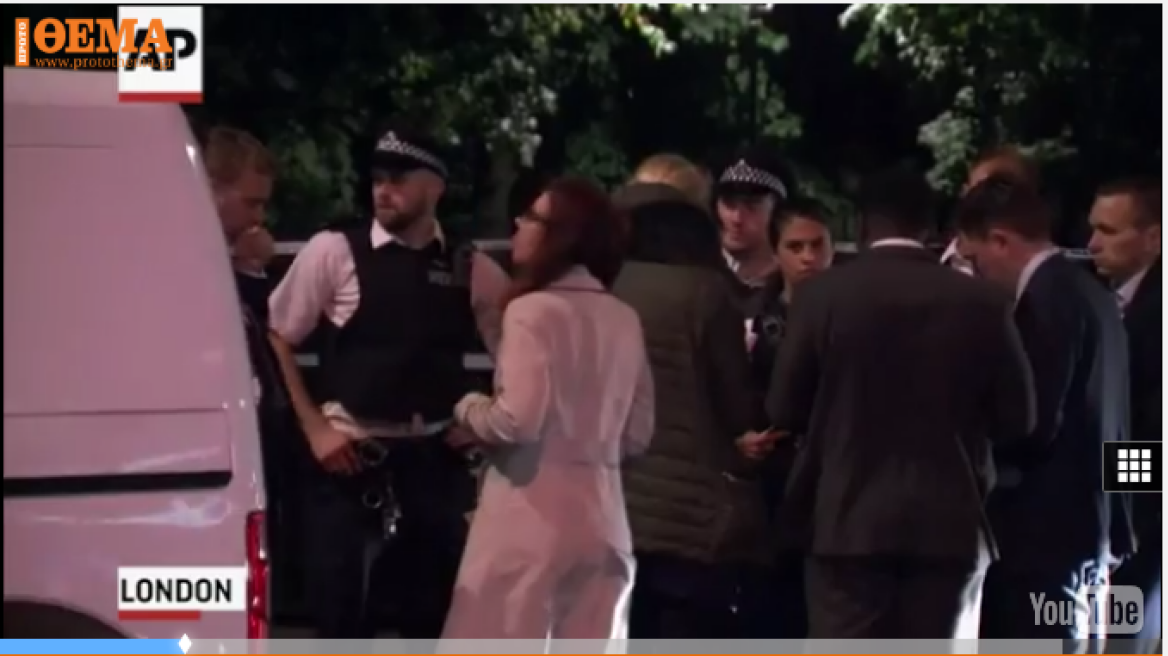 One dead, five injured in knife attack in London (video)