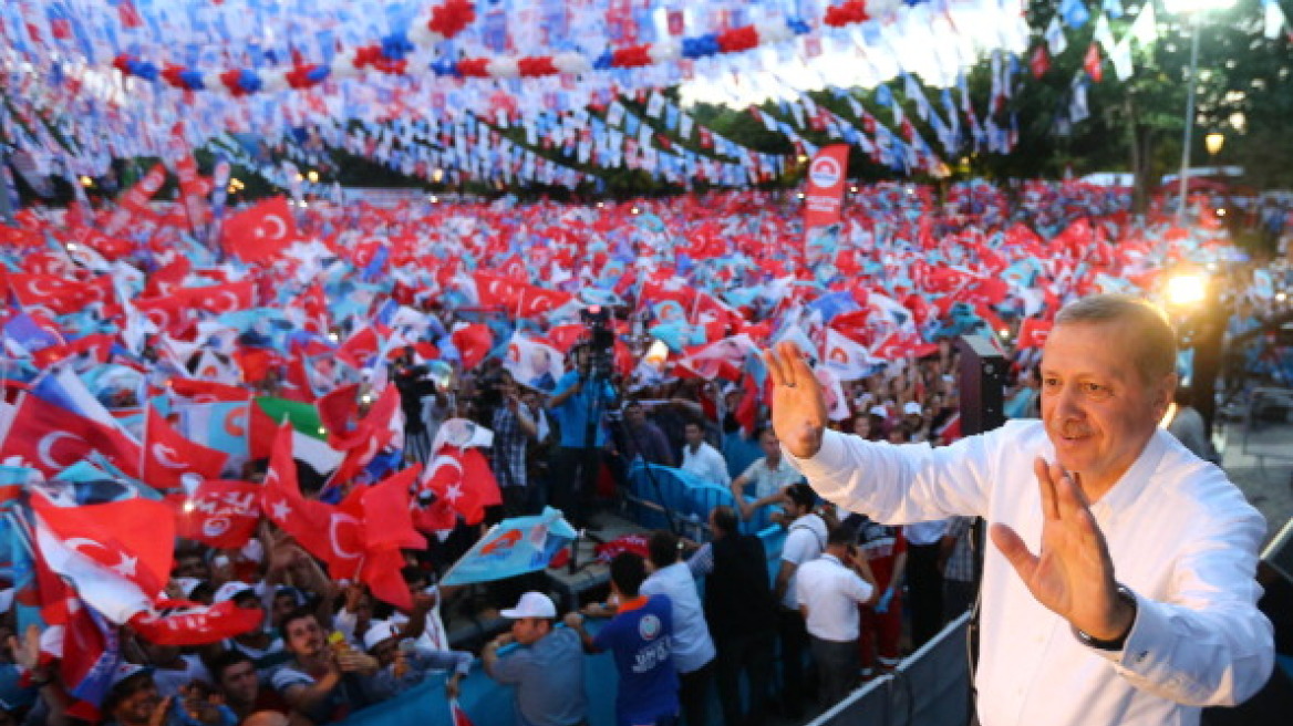 Συγκέντρωση - σόου ετοιμάζει ο Ερντογάν με 3.000.000 οπαδούς του