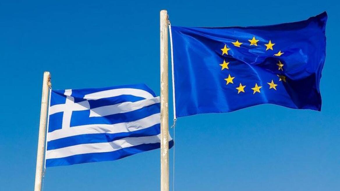 Financial Times: Η Ελλάδα εκπλήσσει με την οικονομική της ανάπτυξη