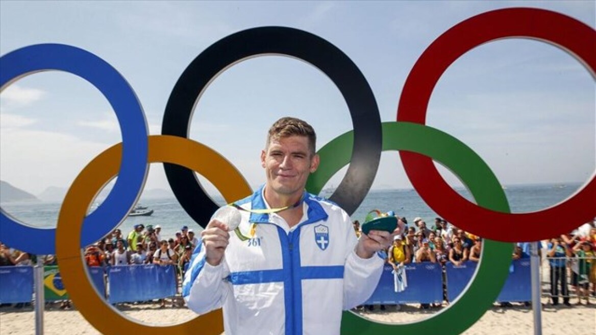 Η ΚΟΕ προτείνει να μετονομαστεί το Ολυμπιακό Κολυμβητήριο σε «Σπύρος Γιαννιώτης»