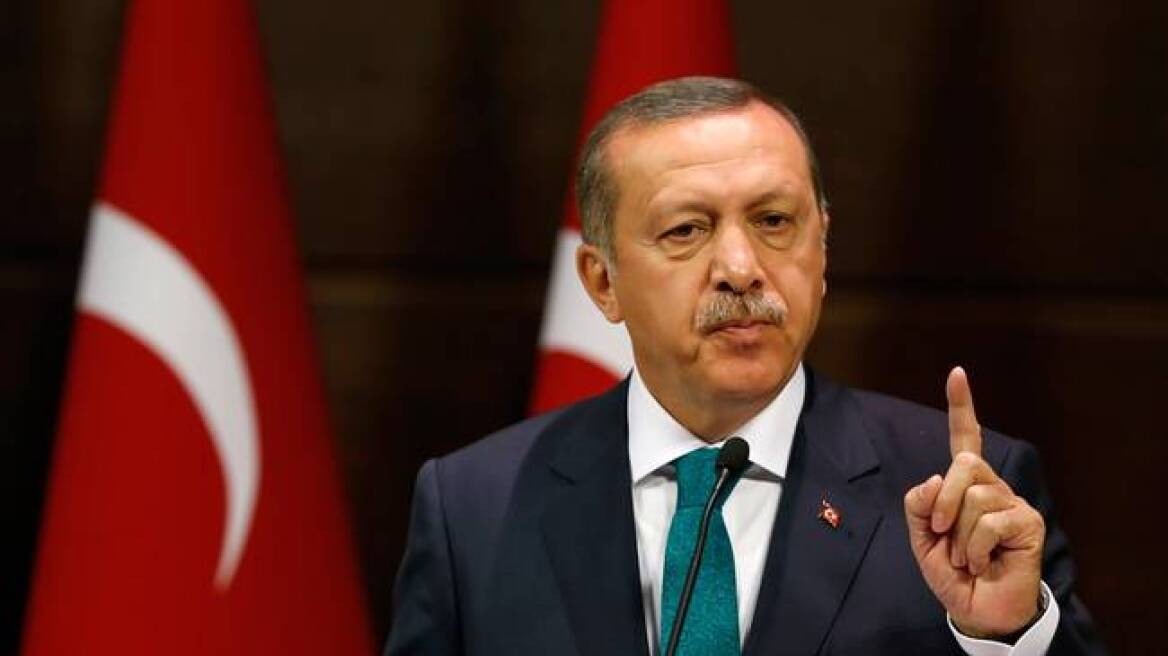 Die Welt: Oι πράκτορες του Ερντογάν απειλούν Τούρκους στην Γερμανία