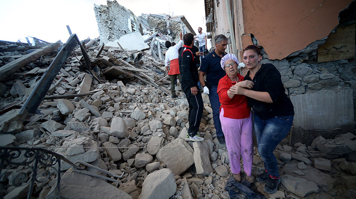 Φονικός σεισμός στην Ιταλία: Στους 37 οι νεκροί από τα 6,2 Ρίχτερ 