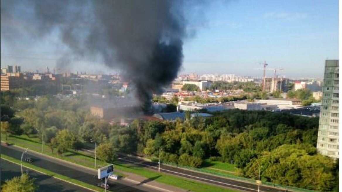 Φωτιά σε αποθήκη στη Μόσχα - Τουλάχιστον 17 νεκροί