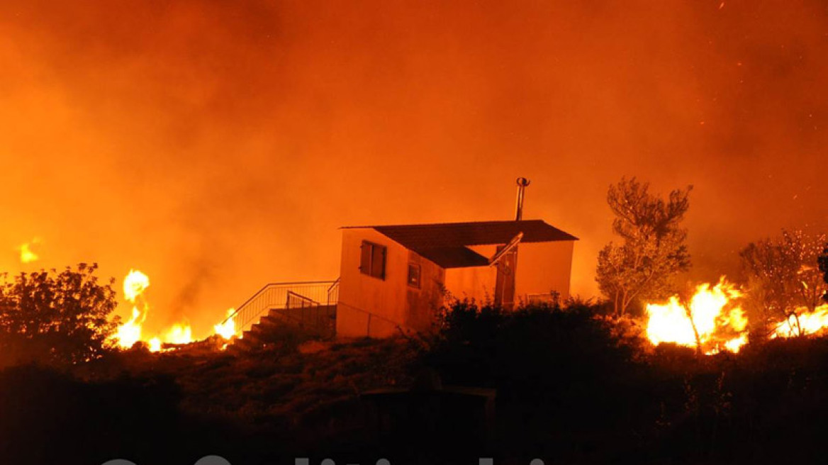 Μαρτυρίες από Χίο: Είχε ανοίξει ο ουρανός και έβρεχε φωτιά