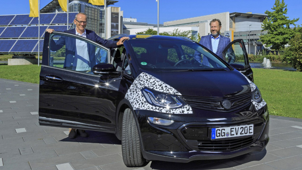 Video: Οι Πρόεδροι δοκιμάζουν το ηλεκτρικό Opel