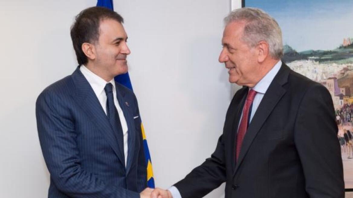 Αβραμόπουλος: Η συμφωνία ΕΕ-Τουρκίας στο προσφυγικό θα τηρηθεί