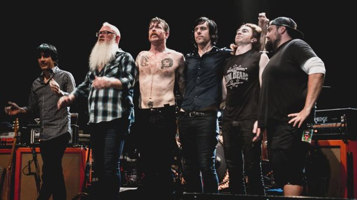 Στην Αθήνα οι «Eagles of Death Metal» που επιβίωσαν της επίθεσης στο Μπατακλάν