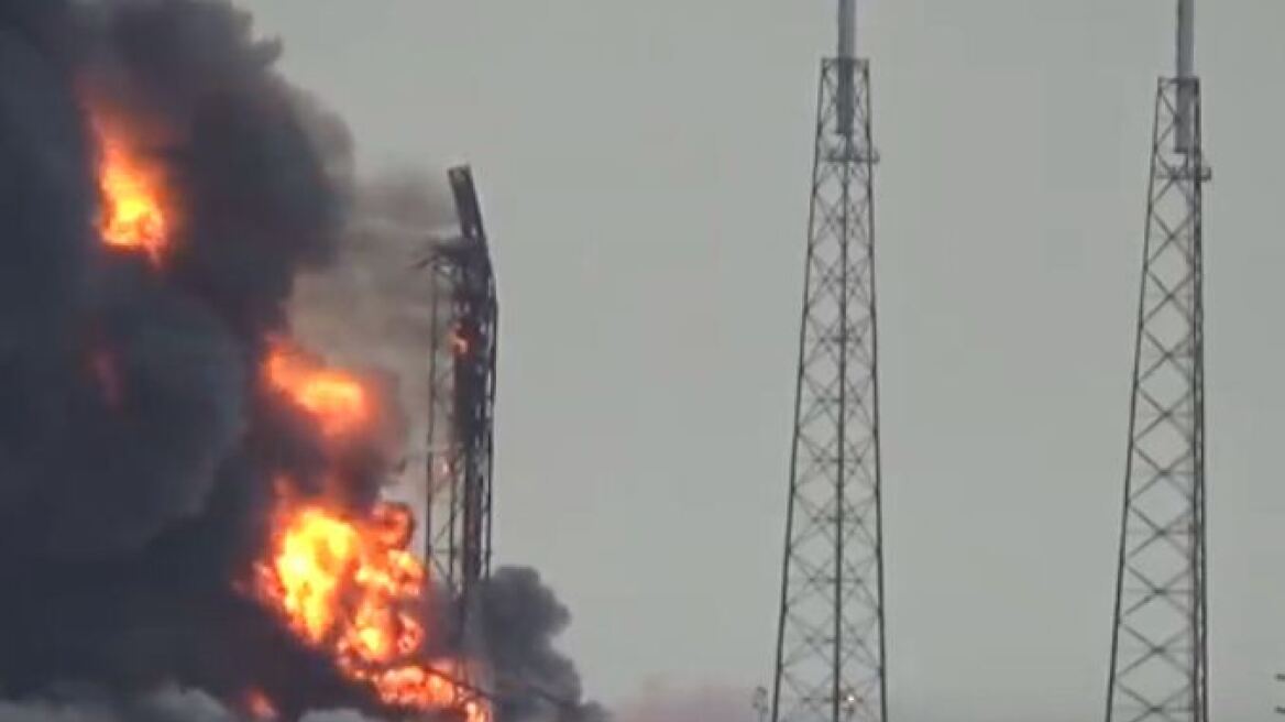 Συγκλονιστικό βίντεο από την έκρηξη πυραύλου της SpaceX στο Ακρωτήριο Κανάβεραλ