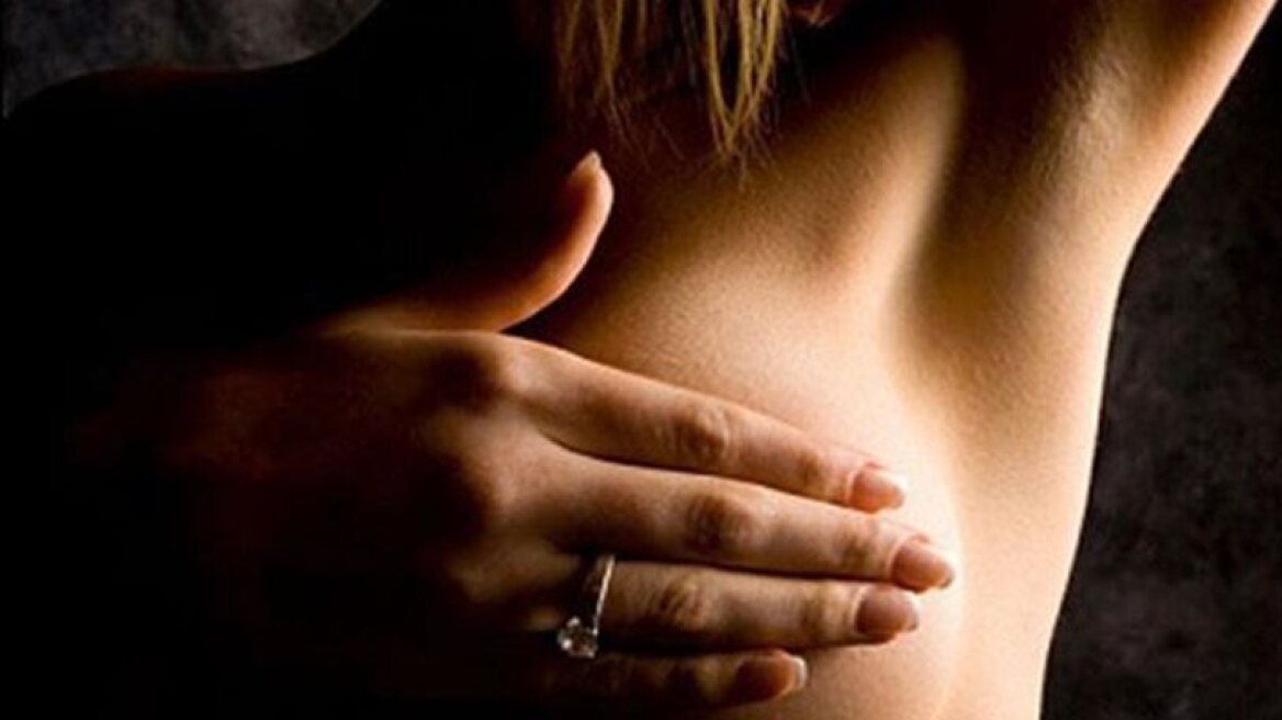 Greek girl posts her mastectomy on Facebook