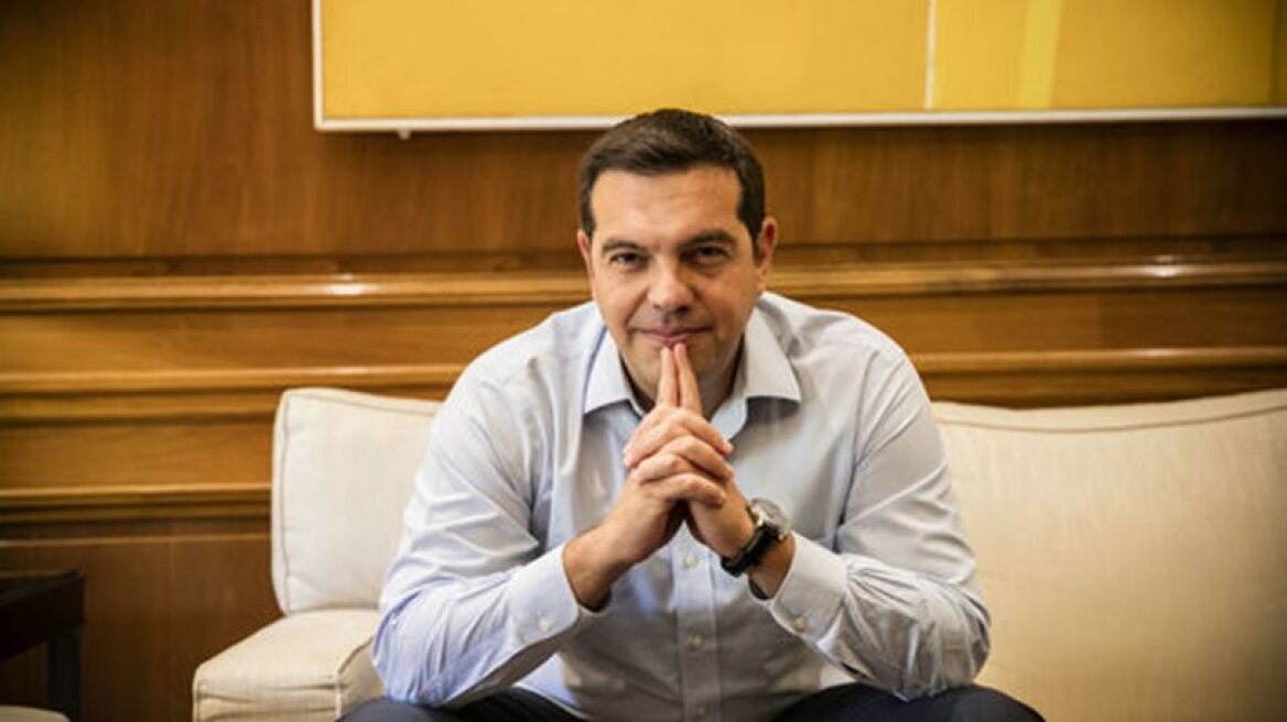 Tsipras to Le Monde: Without debt relief Greece cannot exit crisis