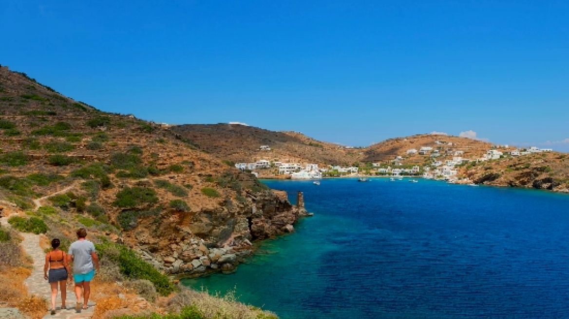 Guardian readers vote 3 Greek islands among Mediterranean top 10 (photos)