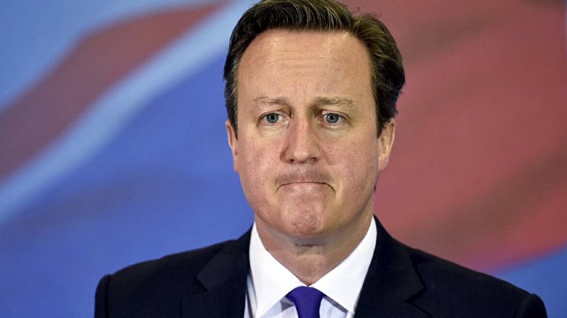 David Cameron quits