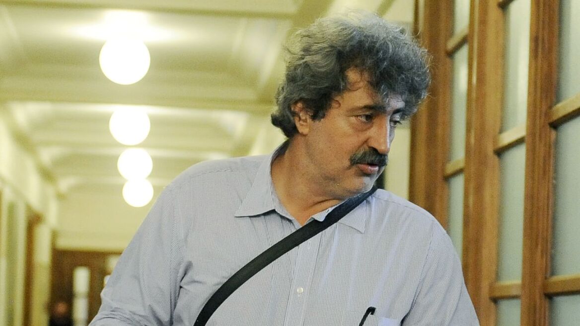 Νέα επίθεση Πολάκη σε δημοσιογράφο: «Η αγάπη για το ΧΡΗΜΑ, σε κάνει Παύλο Τσίμα»