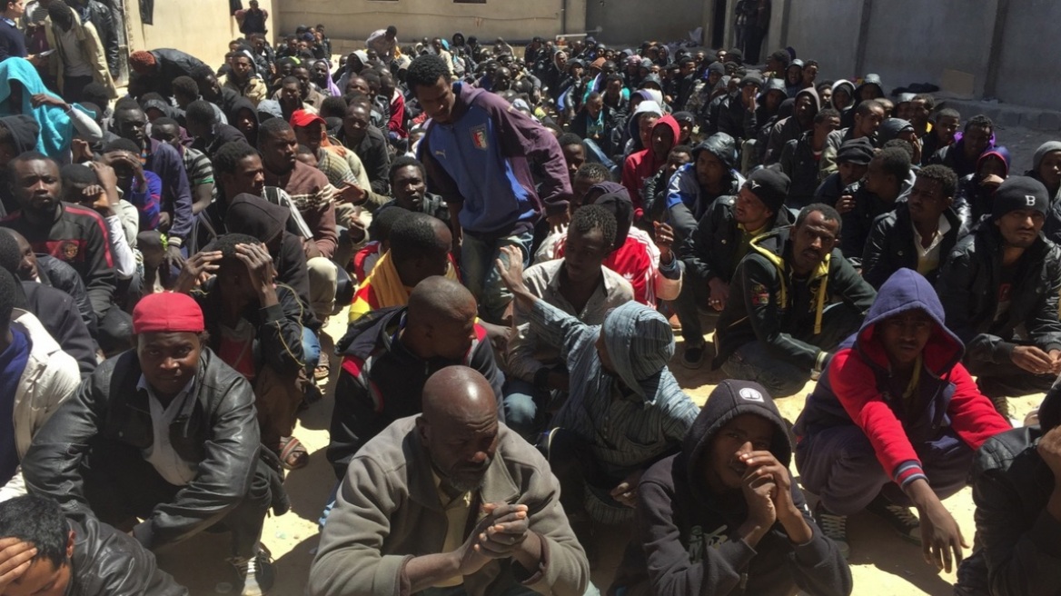 ΟΗΕ: Περίπου 235.000 πρόσφυγες στη Λιβύη περιμένουν να περάσουν στην Ιταλία!