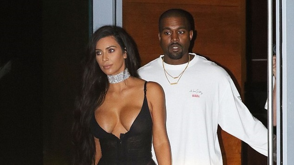 Kim Kardashian: Σχεδόν...γυμνή στη συναυλία του Kanye West