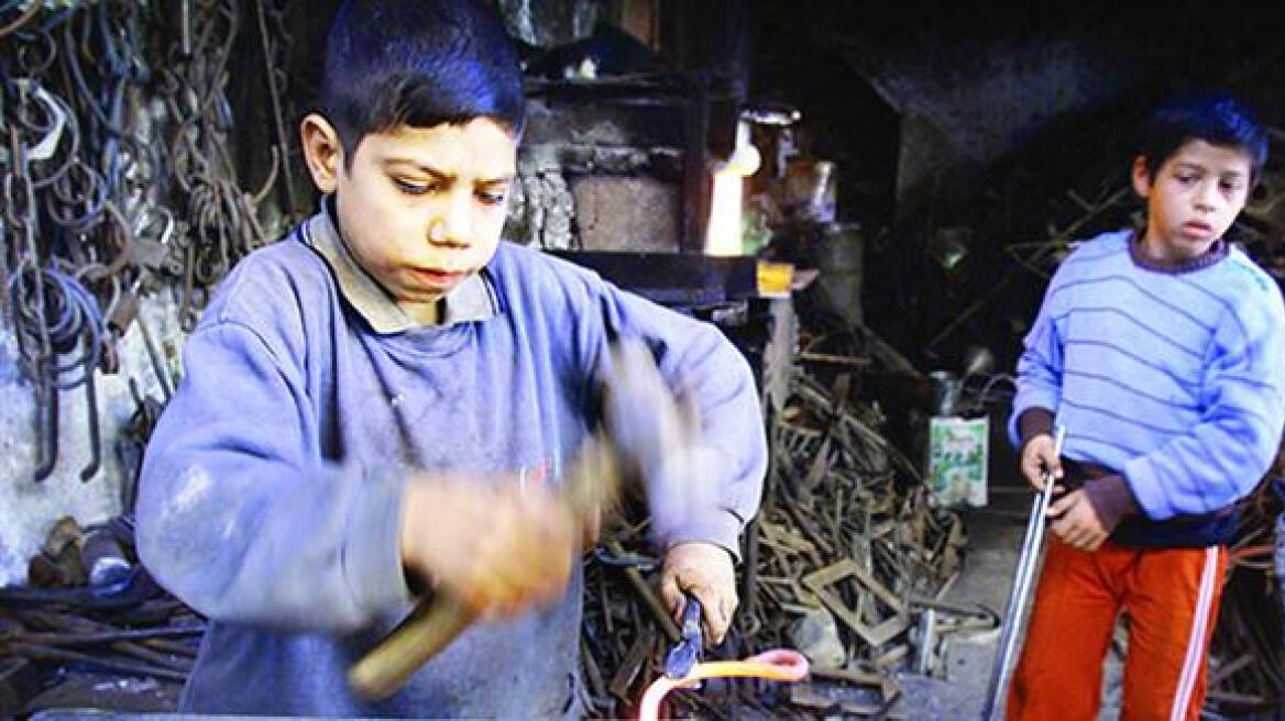 Έκθεση: Ένα εκατομμύριο παιδιά εργάζονται στην Τουρκία