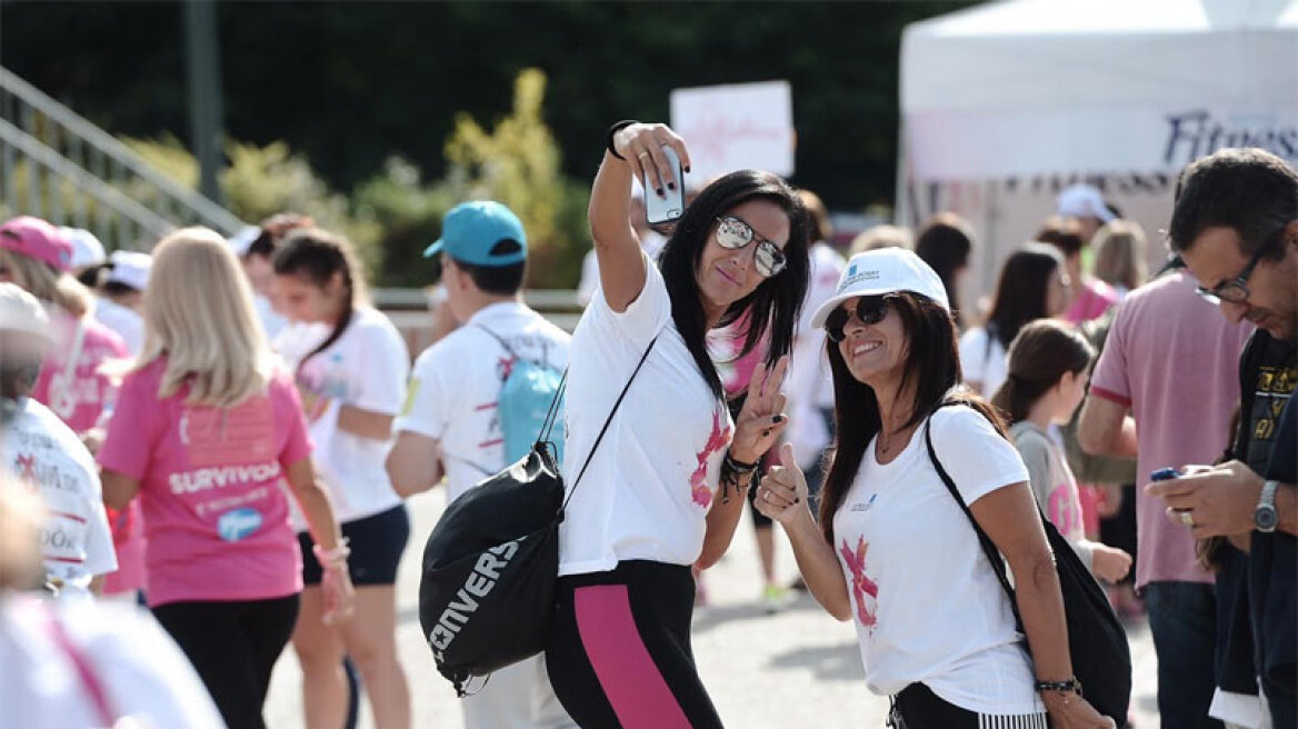 Race for the Cure: Τρέχουμε για τον καρκίνο του μαστού - Πλήθος επωνύμων στον αγώνα 