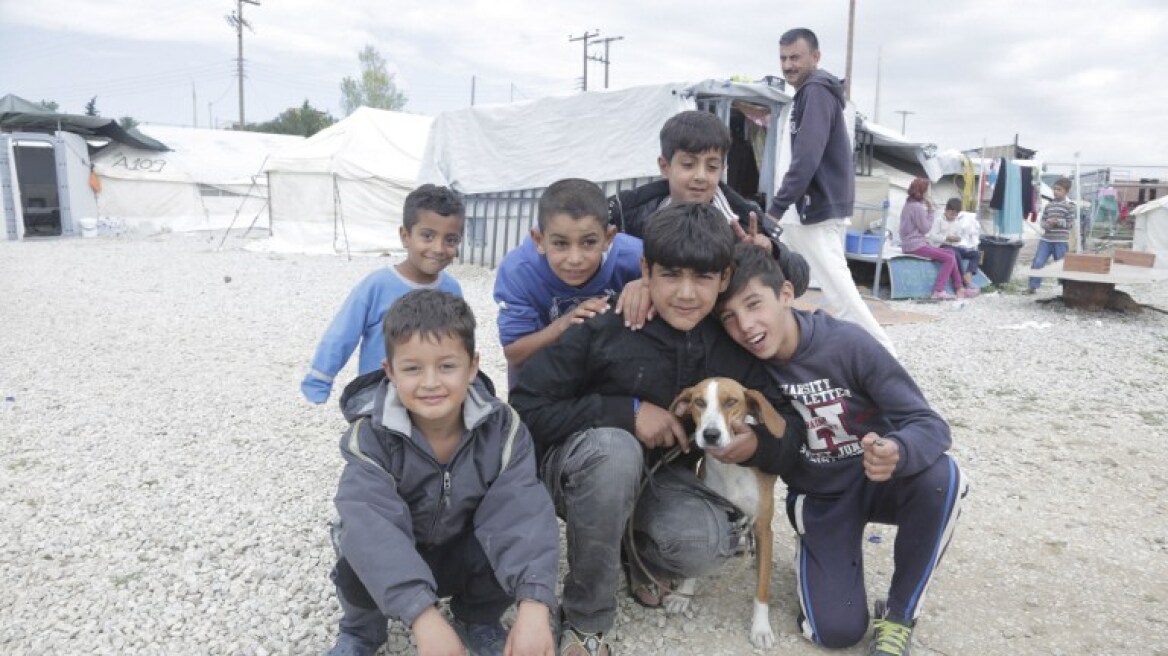 Δημοτική αρχή Αλεξάνδρειας: Τα προσφυγόπουλα θα πάνε στο σχολείο όπως και να 'χει