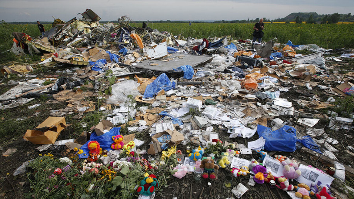 Μόσχα: Εξηγήσεις στην Ολλανδία γιατί δεν αποδέχεται την ευθύνη για τη συντριβή της πτήσης MH17