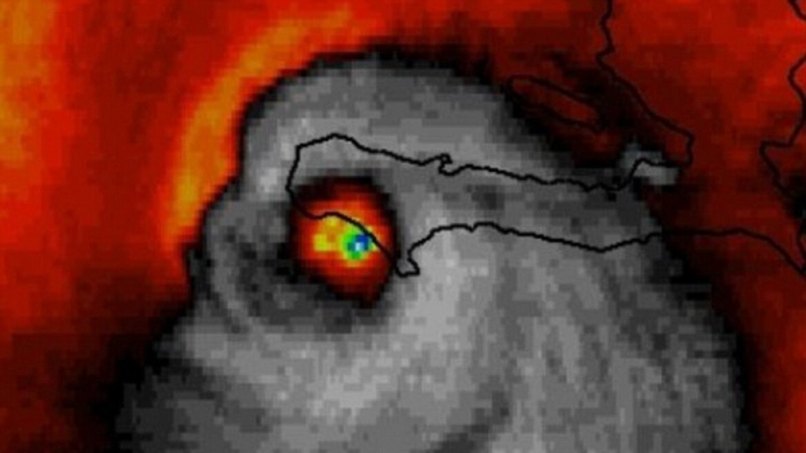 «Παγώνει το αίμα» η δορυφορική φωτογραφία του τυφώνα Μάθιου