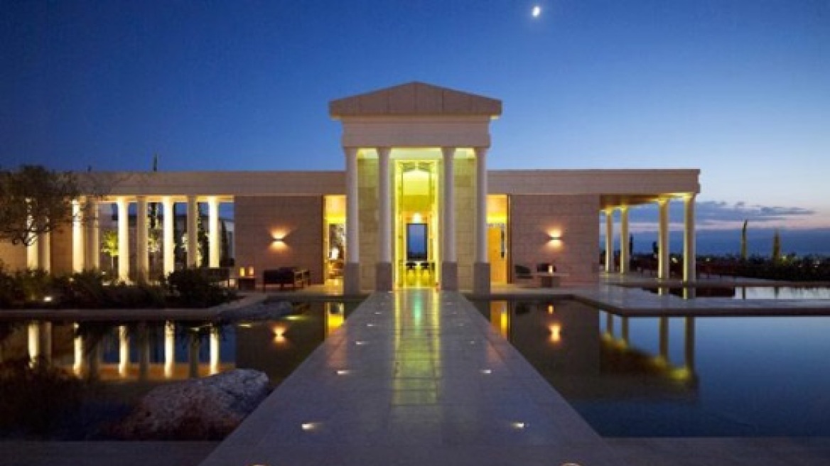 Αυτό ήταν το πιο ακριβό ξενοδοχείο διακοπών στην Ευρώπη φέτος και ήταν ελληνικό!