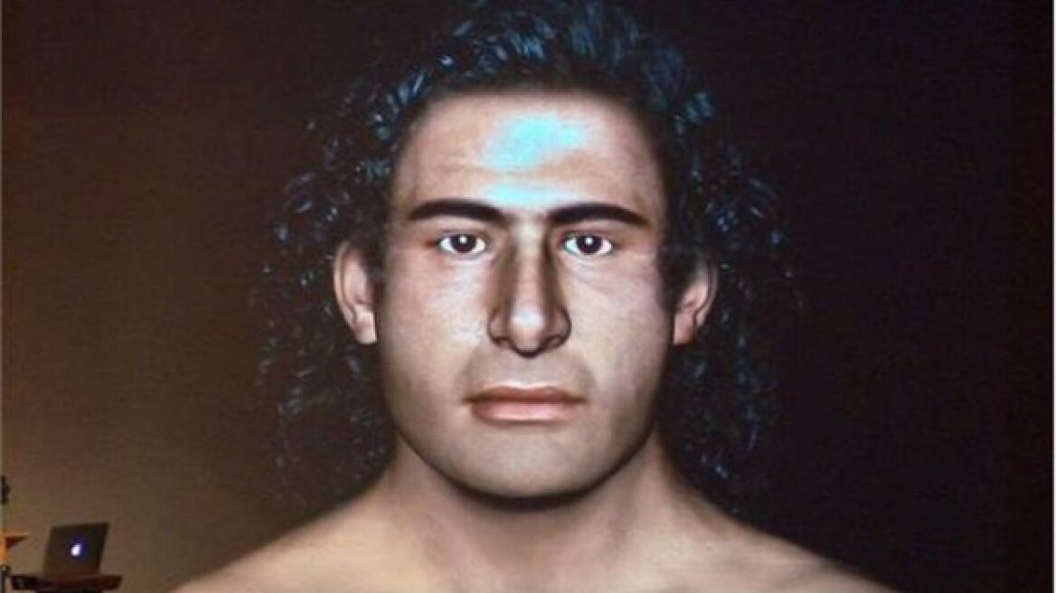 «Ο γρύπας πολεμιστής»: Αυτό είναι το πρόσωπο του «ενοίκου» του τάφου 3.500 ετών στην Πύλο