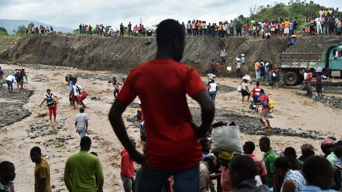 Ο τυφώνας Μάθιου «ξύπνησε» τον «εφιάλτη» της χολέρας στην Αϊτή