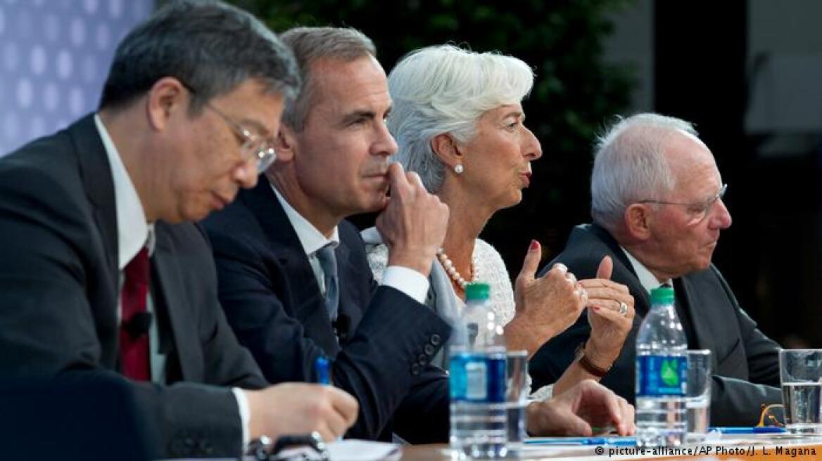 Deutsche Welle: Το ΔΝΤ εμμένει σε χαμηλά πλεονάσματα