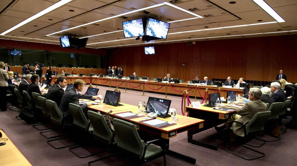 Σήμερα αποφασίζει το Eurogroup για τη δόση των 2,8 δισ. ευρώ