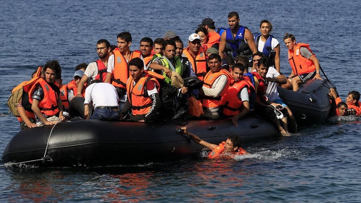 Over 15,000 migrants and refugees on Greek islands