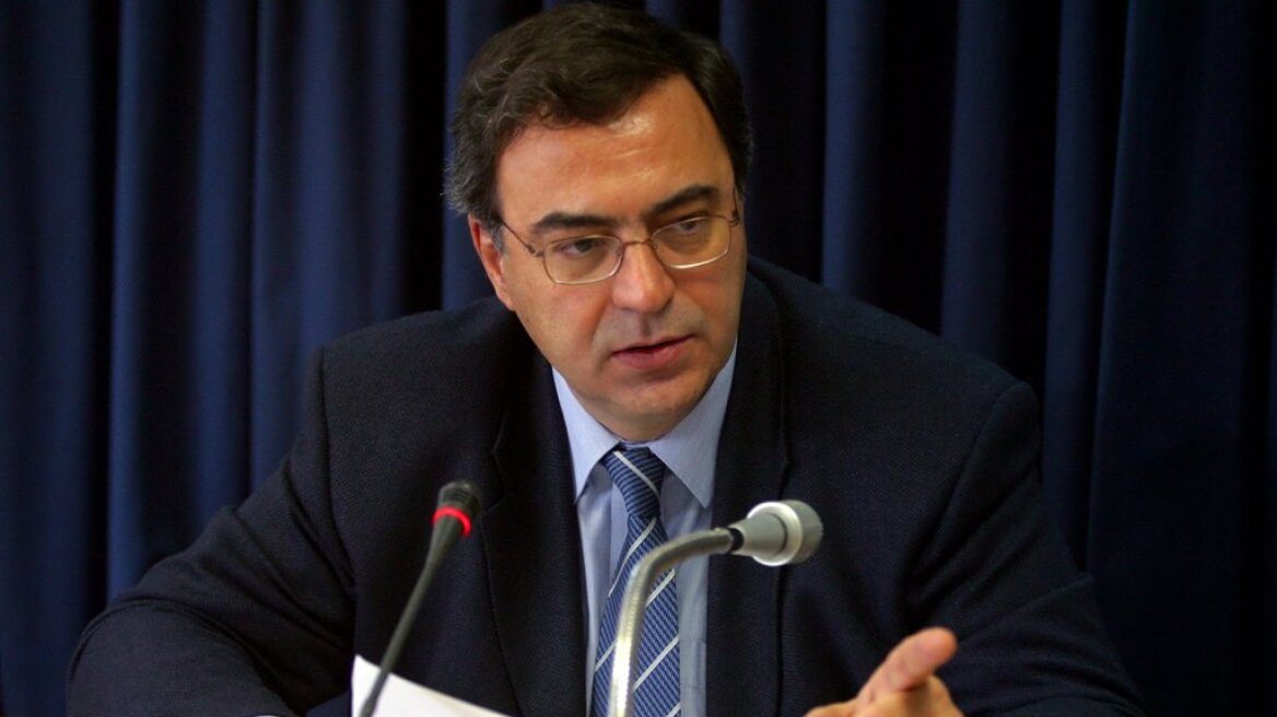 Νίκος Χριστοδουλάκης: Λύση χρέους με ΔΝΤ θα φέρει νέο, βαρύτατο μνημόνιο